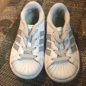 Adidas size 5 toddler
